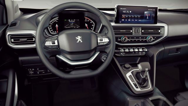 Peugeot Landtrek Multimedia Innenansicht