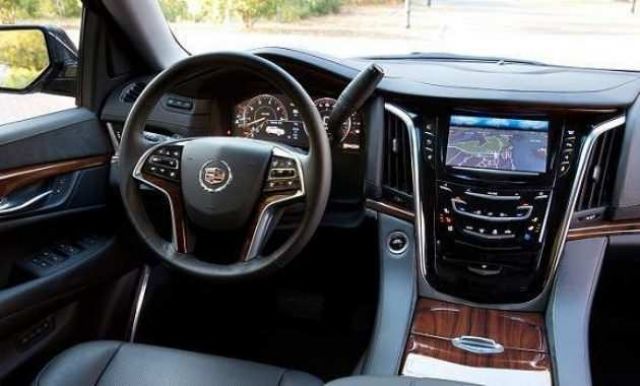 Cadillac Escalade EXT Innenraum