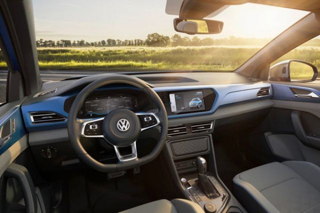Blick in den Torpedoraum des Volkswagen Tarok
