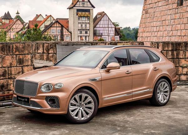 Ansicht von der linken Seite Bentley Bentayga