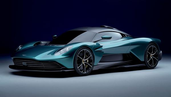 Aston Martin Valhalla 2025