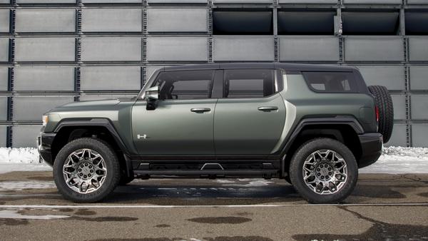 GMC Hummer EV SUV