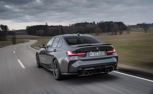Rückansicht des BMW M3 GTS