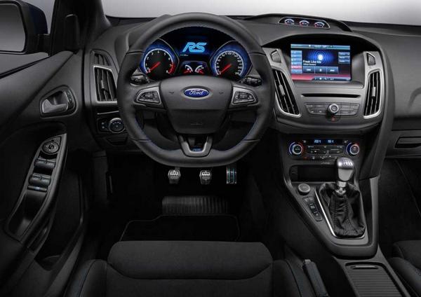 Ford Focus RS Multimedia-Innenansicht