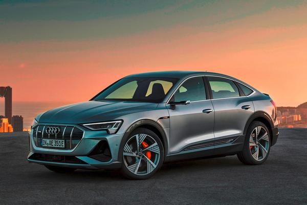 Audi e-tron S Rückansicht