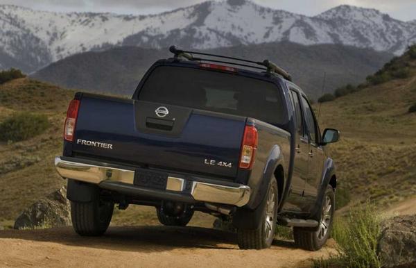 Rückansicht des Nissan Frontier