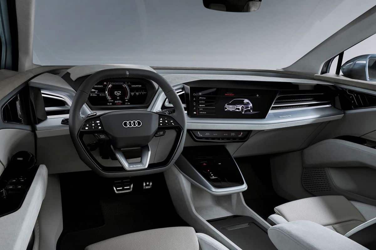 Innenraum des Audi Q4 e-tron concept